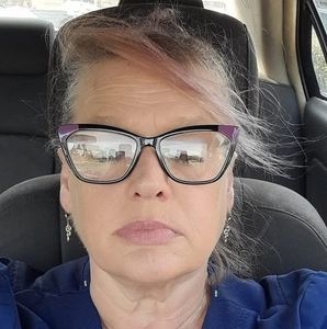 Meet your Posher, Alicia